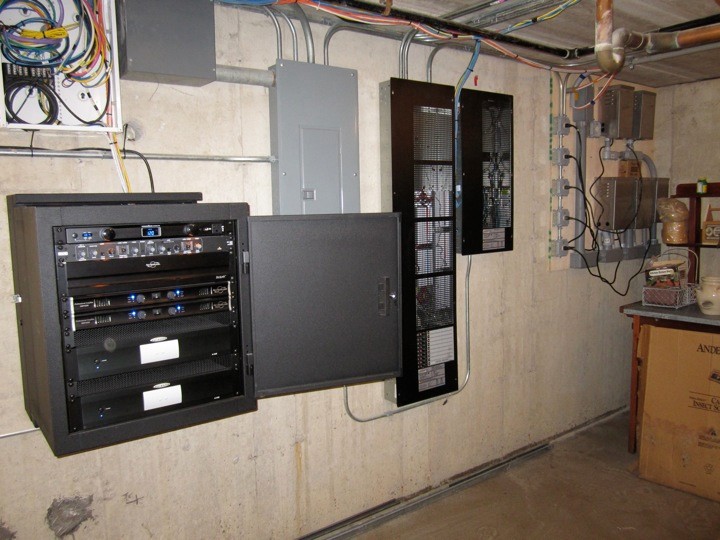 Lemont, IL Pool, Patio, Putting and More (22)