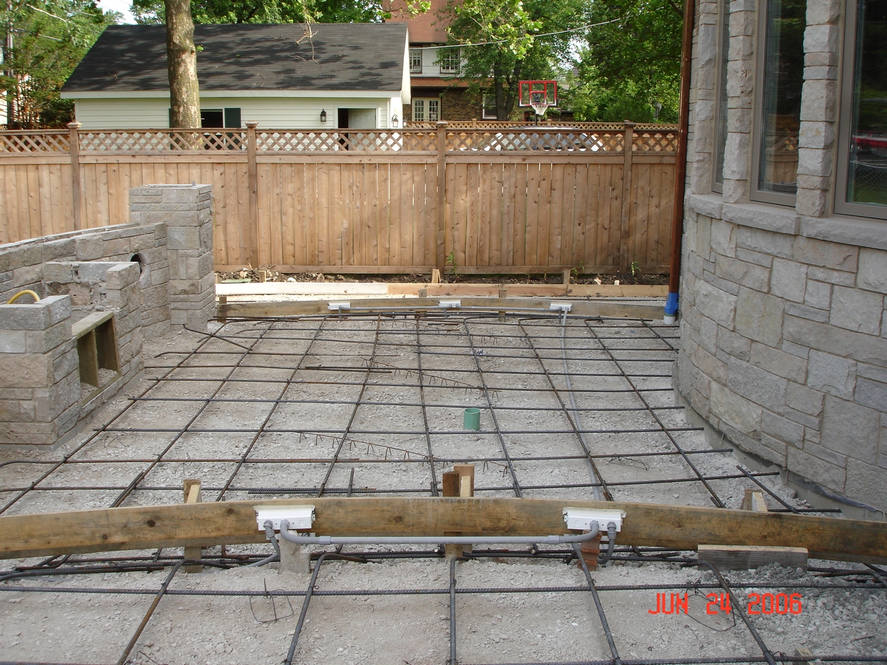 Z zPatio & Driveway (3)